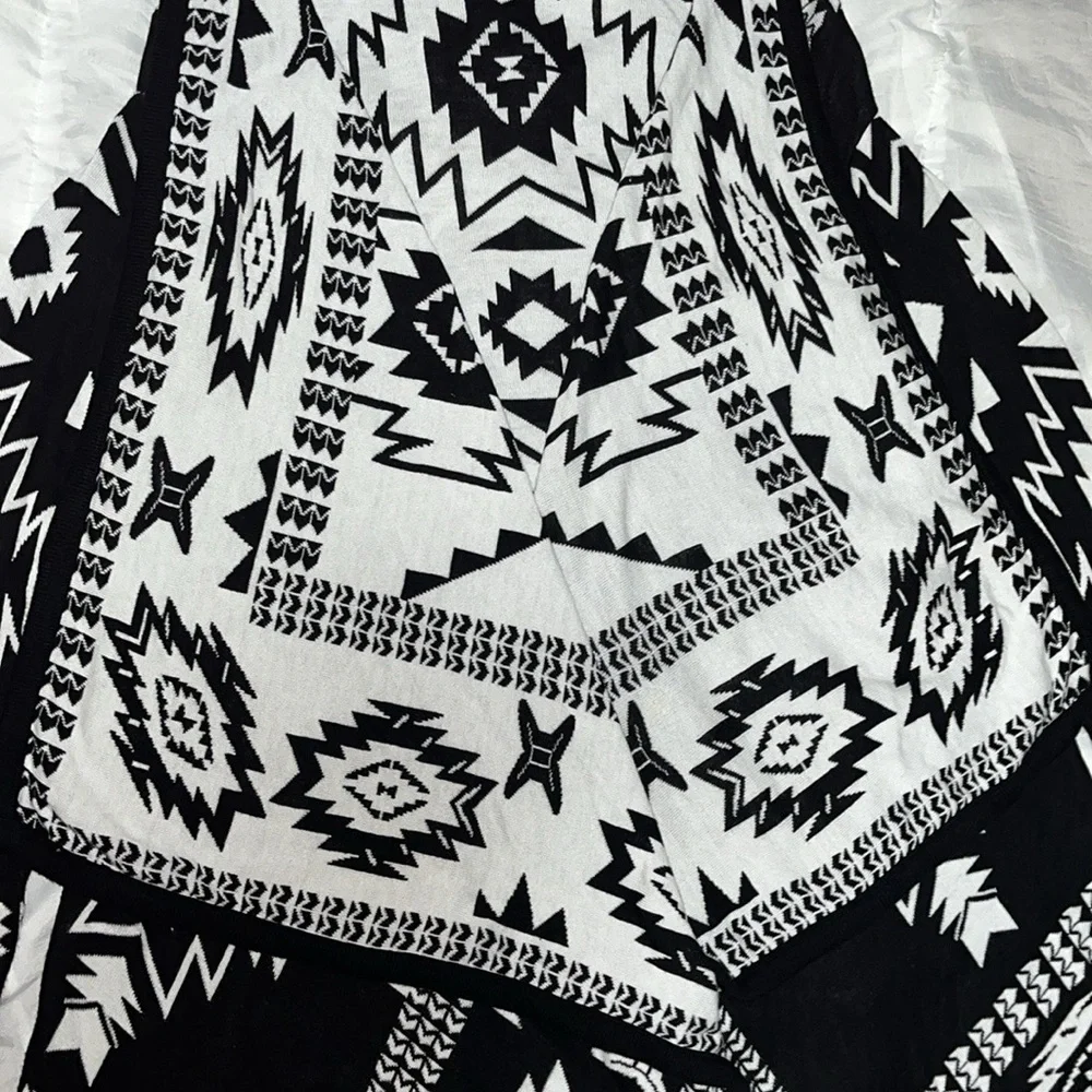 H&M Open Front Tribal Print Cascading Cardigan X-Small